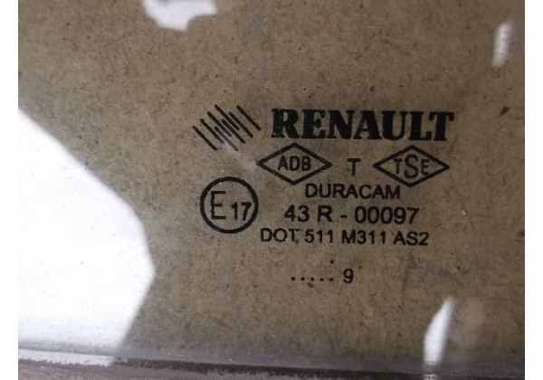 кутник дверки, правий задній Renault Clio III, універсал